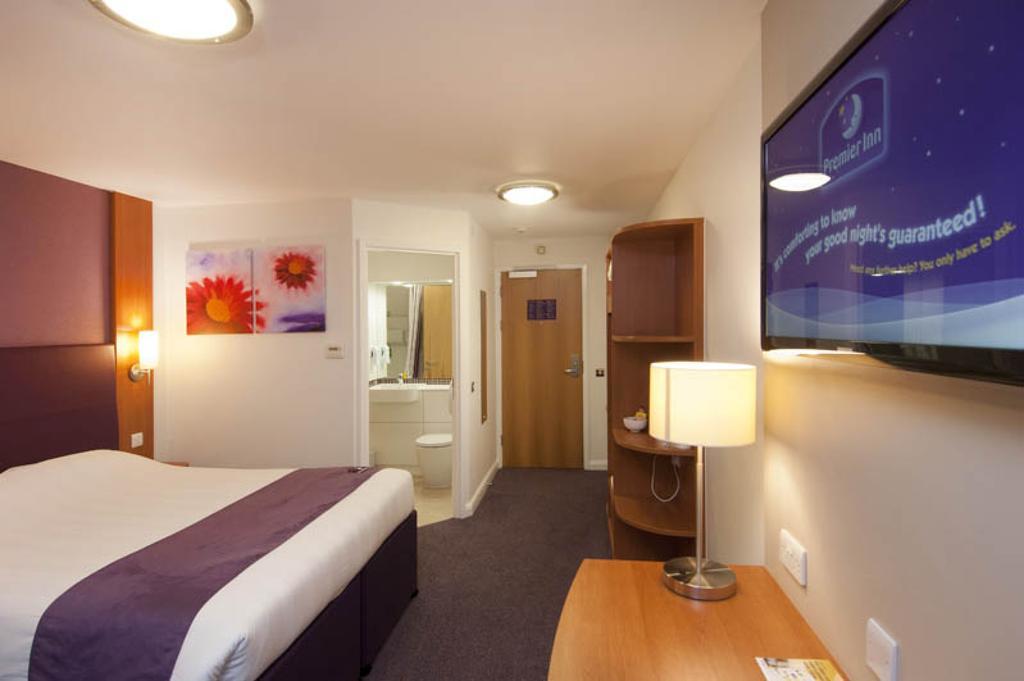 Premier Inn Edinburgh Central Exteriér fotografie