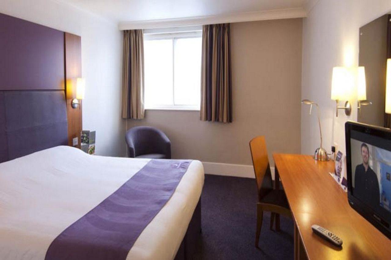 Premier Inn Edinburgh Central Exteriér fotografie